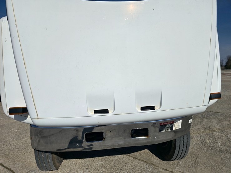 #22520-•-2002-gmc-c7500-dump-truck-image-24