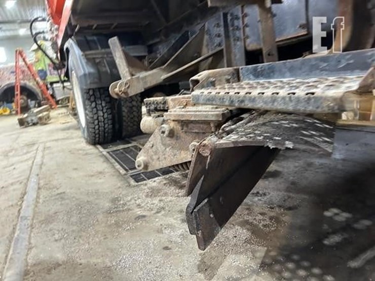 1998-international-s2500-image-51