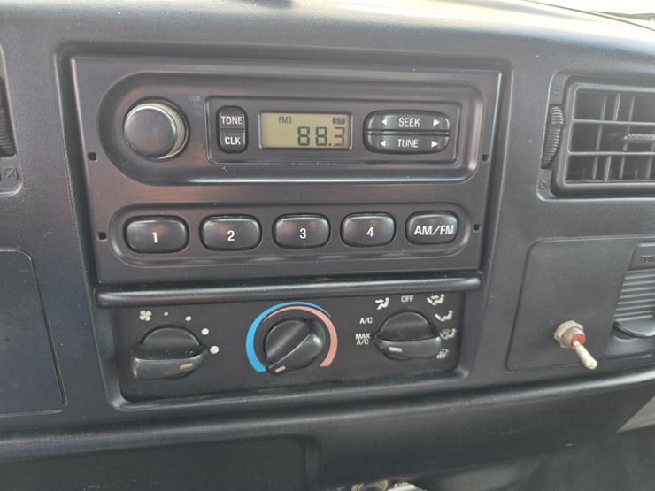 2000-ford-2000-image-40