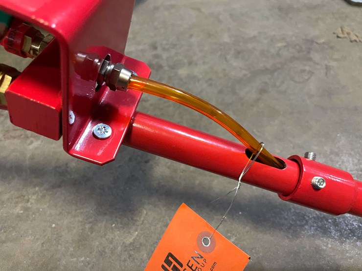 #2445-•-pneumatic-3-ton-lift-capacity-air-jack-(pr12)-image-5