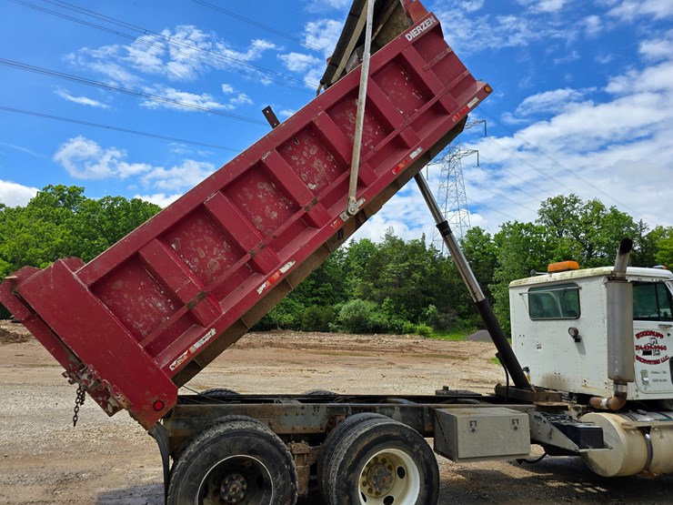 1998-international-9200-image-84