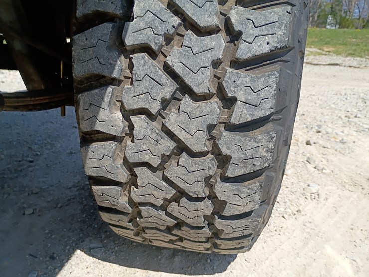 1993-jeep-wrangler-image-76