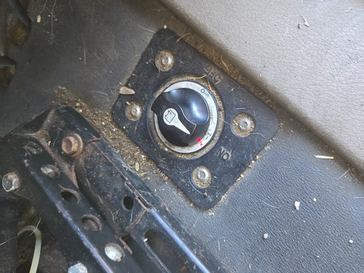 2014-freightliner-cascadia-125-image-55