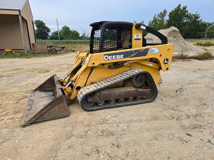 #22607-•-2008-deere-332t-skid-steer-image-5