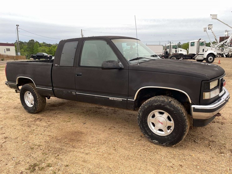 1995-gmc-1500-image-4