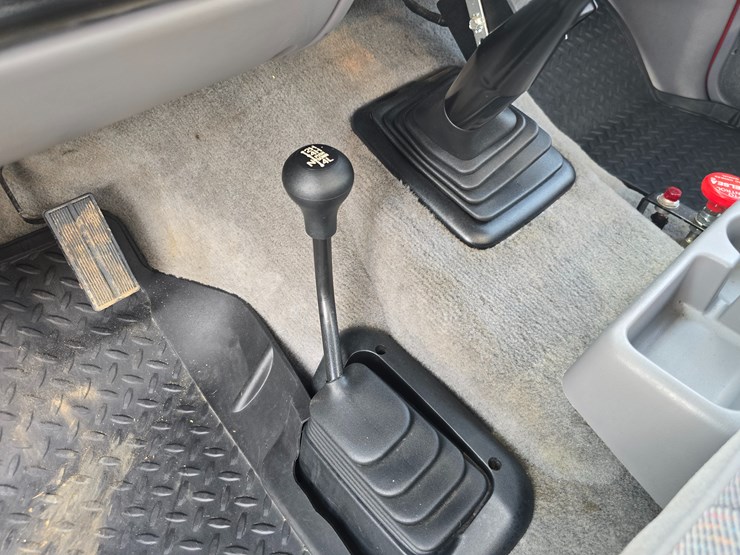 1995-ford-f350-image-50