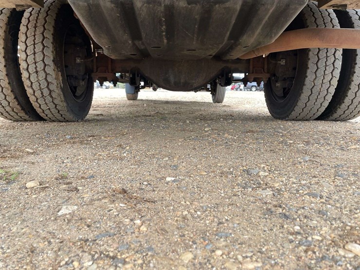 2012-ford-f450-image-24