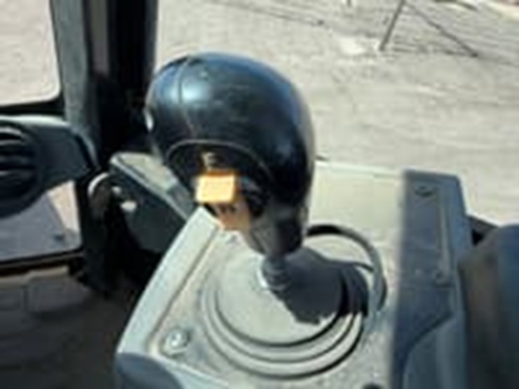 2007-caterpillar-928g-image-17