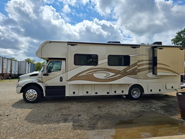 2021-international-mv607-image-8