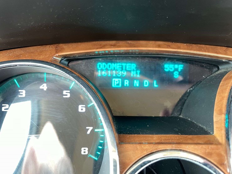 2011-buick-enclave-cxl-image-26