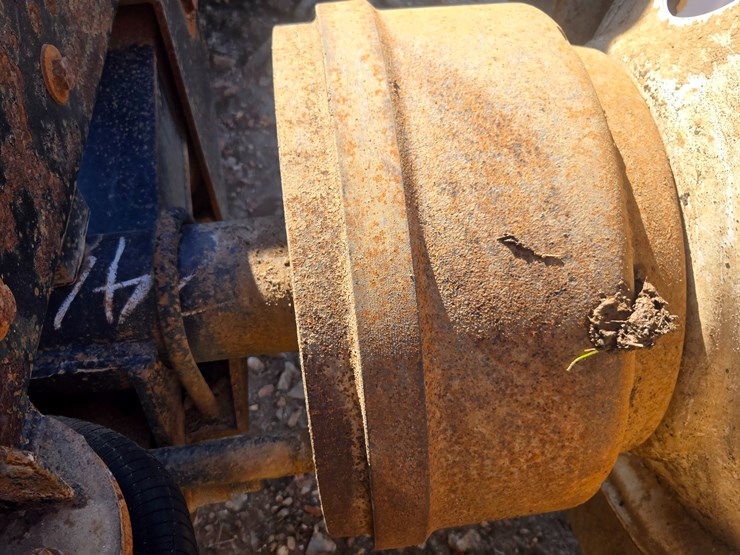 1994-mack-rd690s-image-107