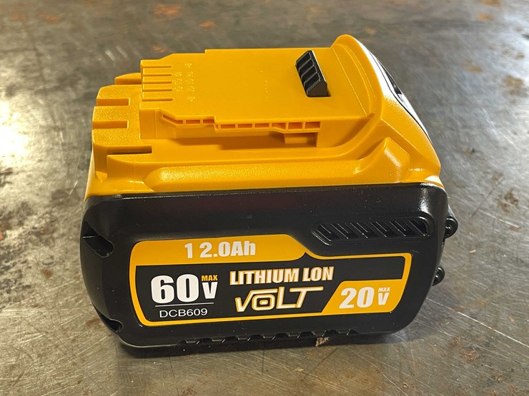 #2456-•-new-dewalt-compatible-20v/60v-12.0-ah-battery-(cw)-image-4