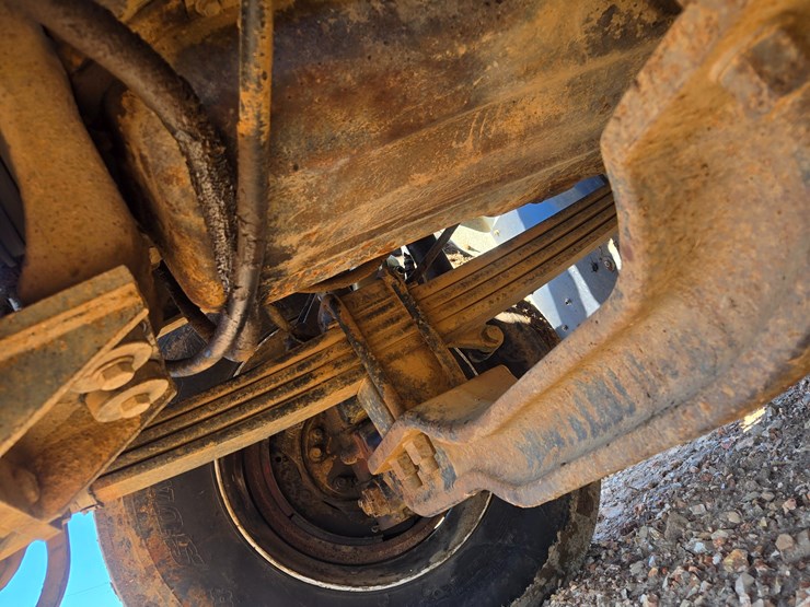 1994-mack-rd690s-image-50