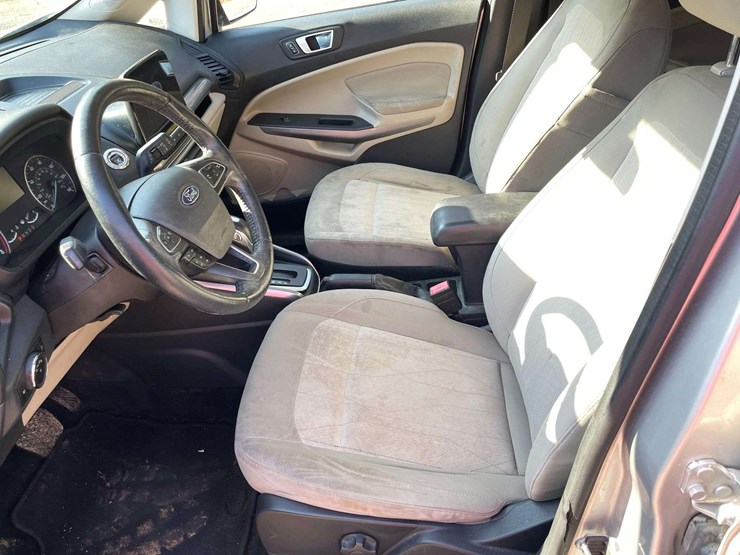 2018-ford-ecosport-se-image-10