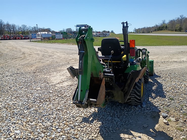 2013-john-deere-1025r-image-8
