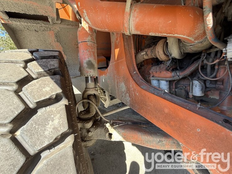 2006-hitachi-eh750-3-image-17