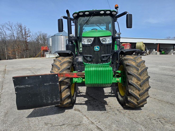 john-deere-6125r-image-24
