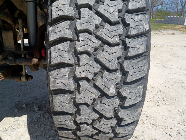 1993-jeep-wrangler-image-69