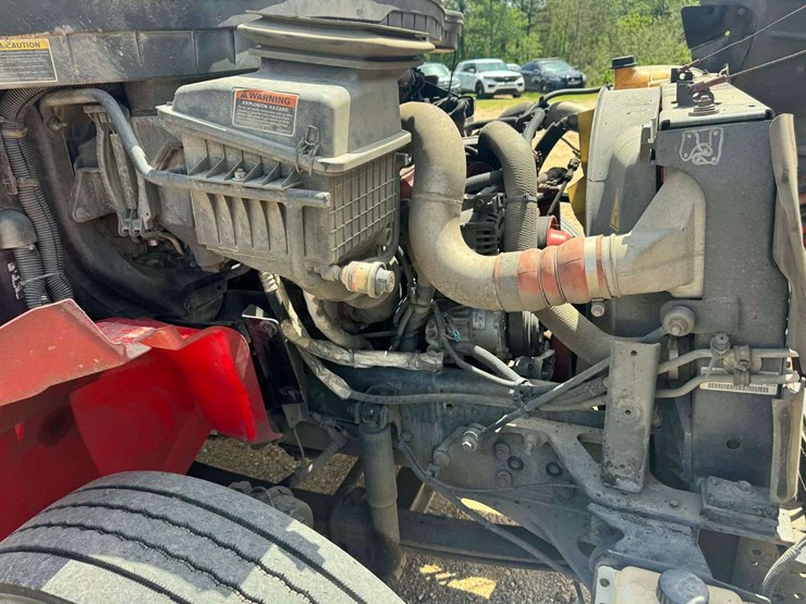 2016-international-durastar-4300-image-16