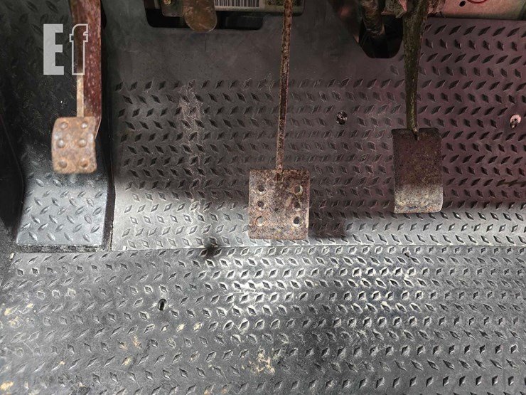 club-car-carryall-1700-image-11