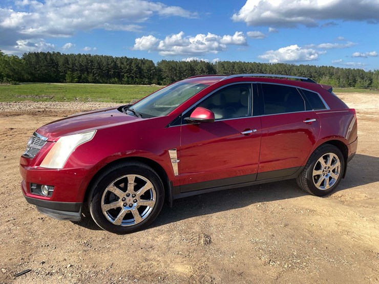 2011-cadillac-srx-image-1