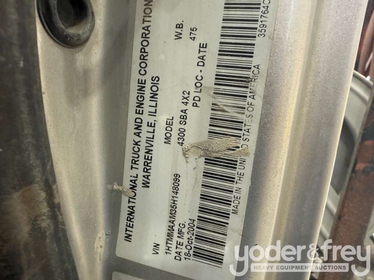 2005-international-durastar-4300-image-2