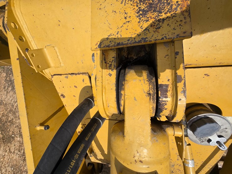 2005-caterpillar-953c-image-98