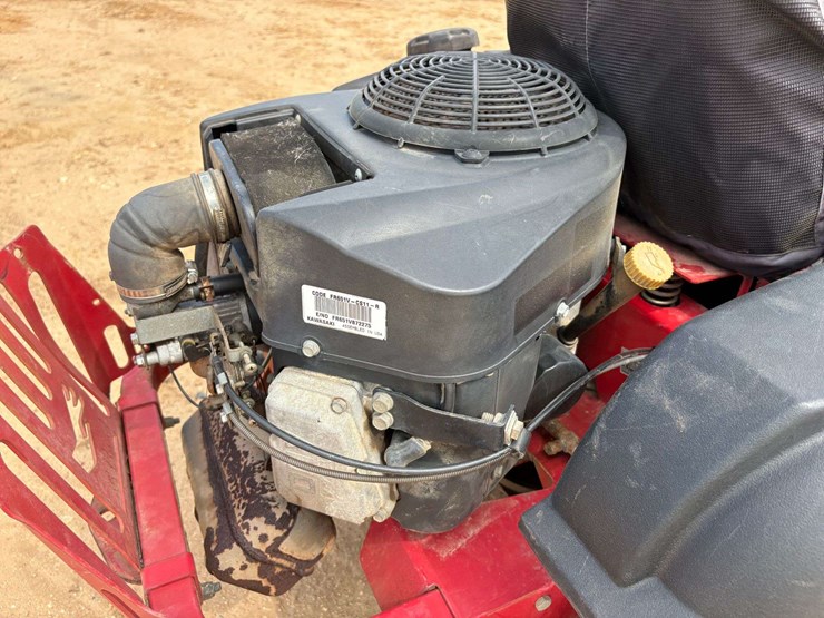 bigdog-48"-cut-zero-turn-mower-image-13
