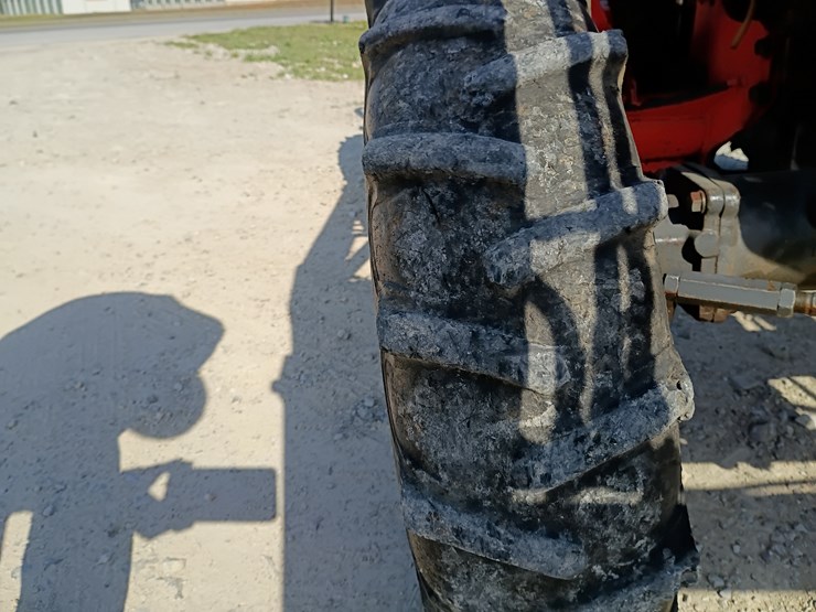 2001-kubota-l4300-image-48