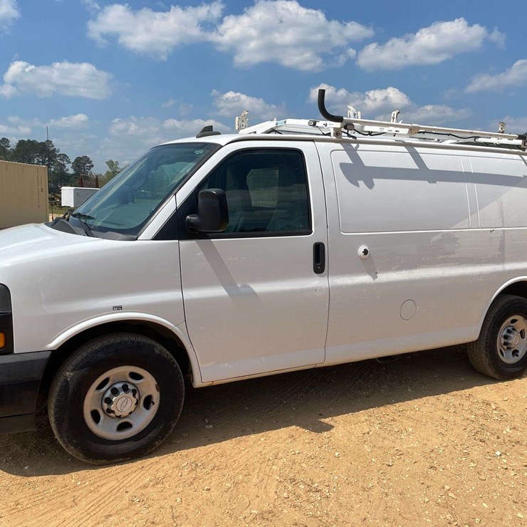 2018 CHEVROLET EXPRESS 2500