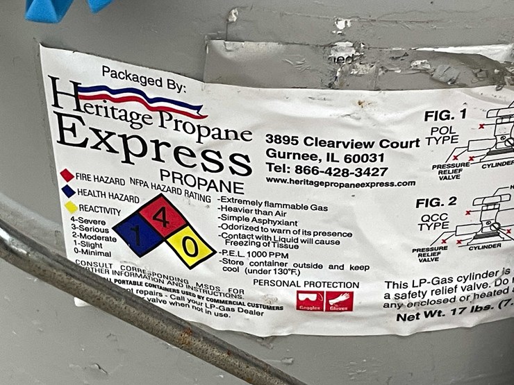 #7015-•-aussie-propane-grill-(o3)-image-12