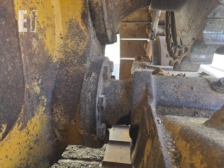 2006-caterpillar-d6r-xl-iii-image-21