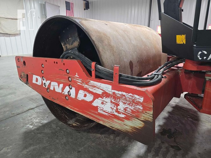 2011-dynapac-ca250d-ii-image-12