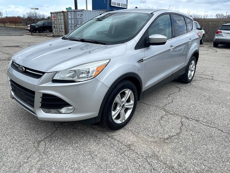 2015-ford-escape-image-1