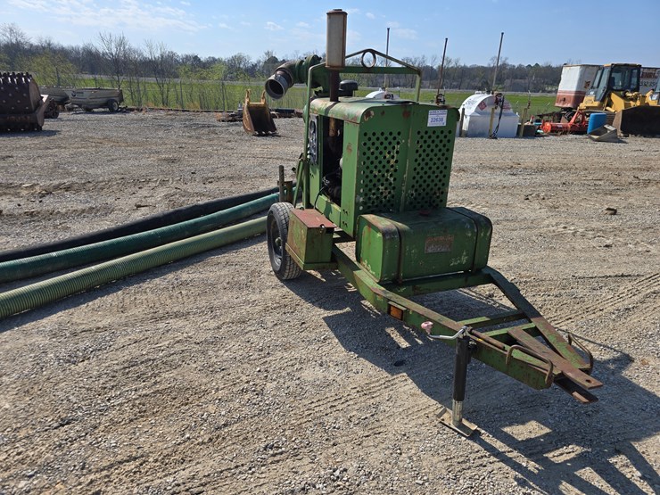 #22638-•-towable-water-pump-image-1