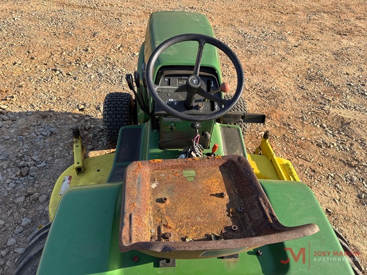 john-deere-420-image-11