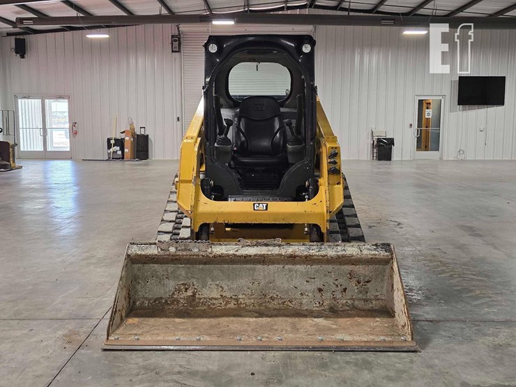 2020-caterpillar-249d-image-7