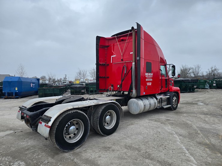 #22592-•-2019-mack-anthem-sleeper-truck-image-9