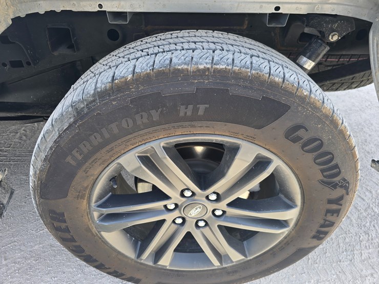 2022-ford-f150-image-71