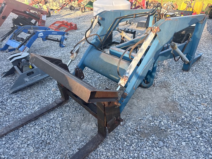 ford-tractor-image-1