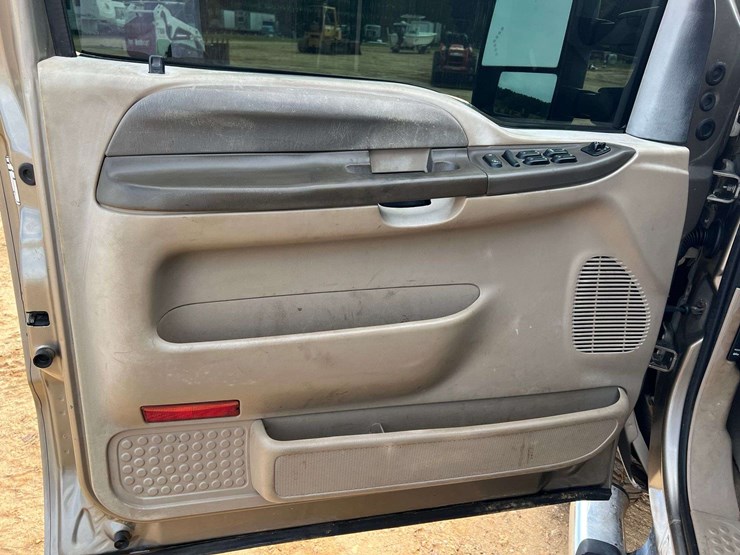 2003-ford-f250-image-9