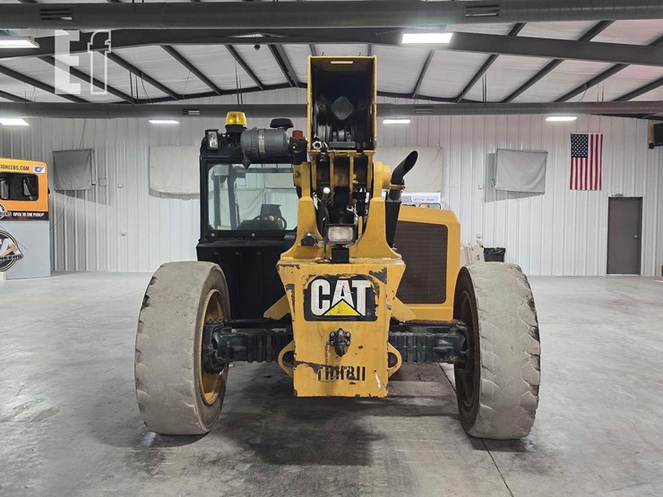 2013-caterpillar-tl943c-image-8