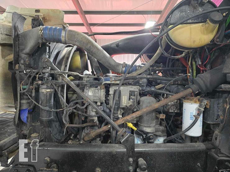 2005-mack-chn613-image-18