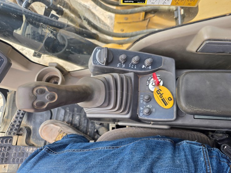 2007-deere-350d-lc-image-81