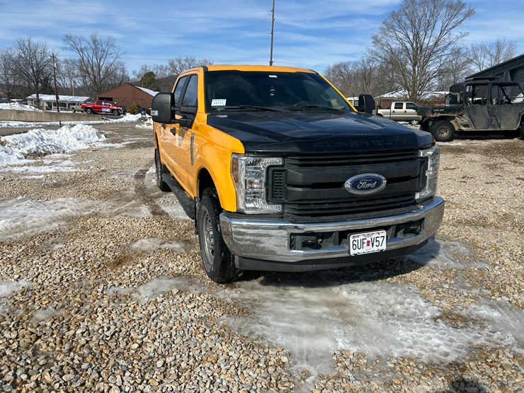 2018-ford-f250-image-17