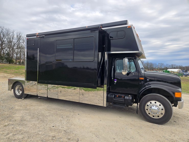 1990-international-4900-image-28