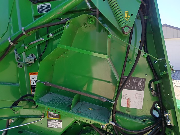 2023-john-deere-450m-image-30