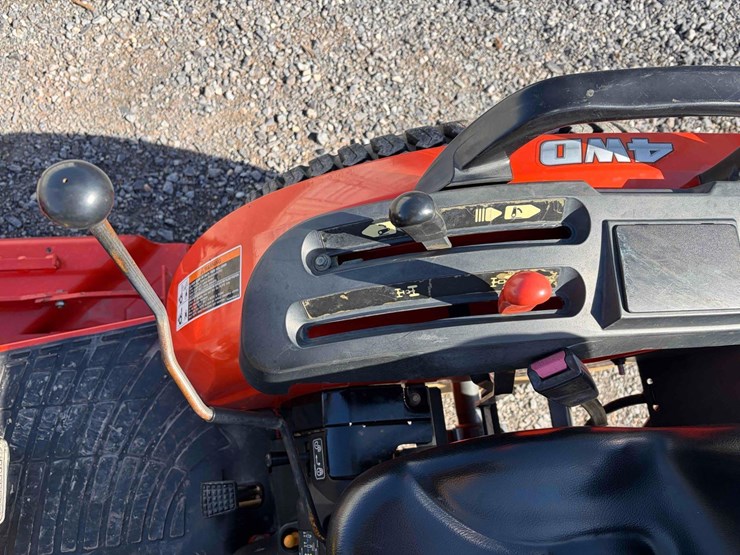 kubota-b3200-image-12