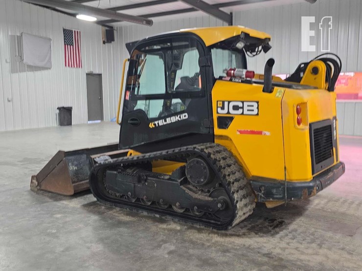 2021-jcb-3ts-8t-image-4