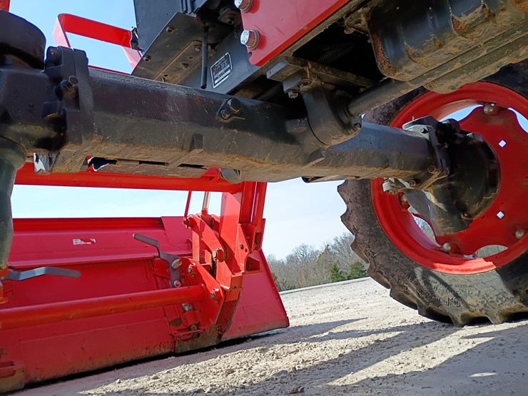 2019-kubota-m7060-image-57